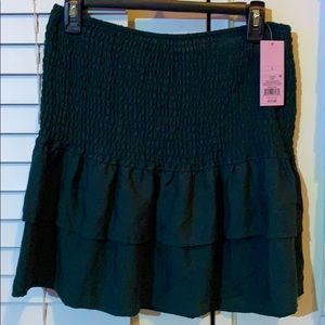 ✨LAST CHANCE ✨ NWT Large Green Wild Fable Skirt